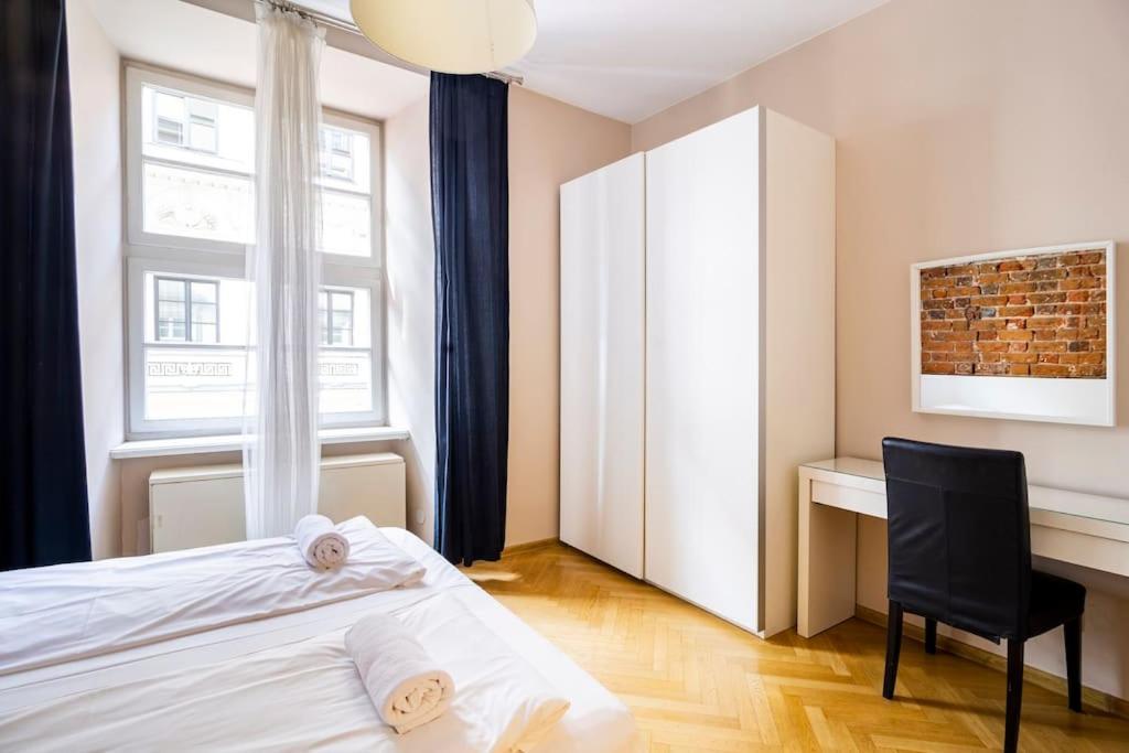 Floriańska Glamour Apartments Kraków Exteriör bild
