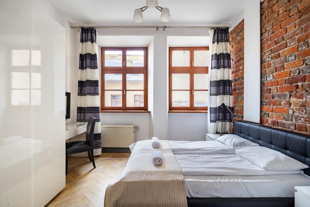 Floriańska Glamour Apartments Kraków Exteriör bild