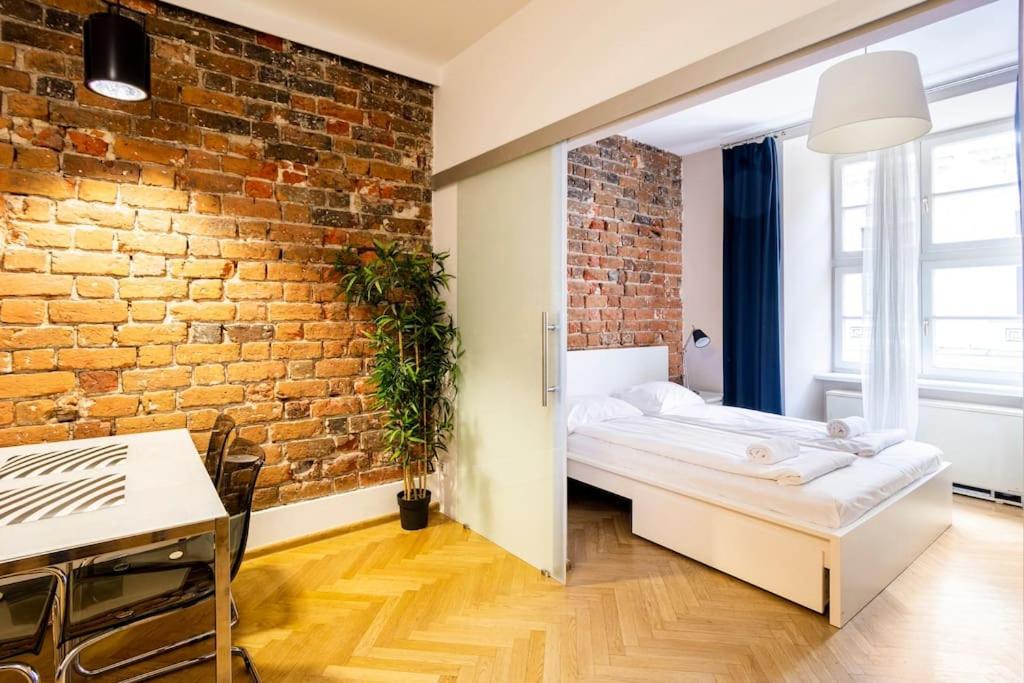 Floriańska Glamour Apartments Kraków Exteriör bild