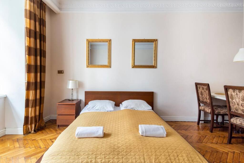Floriańska Glamour Apartments Kraków Exteriör bild